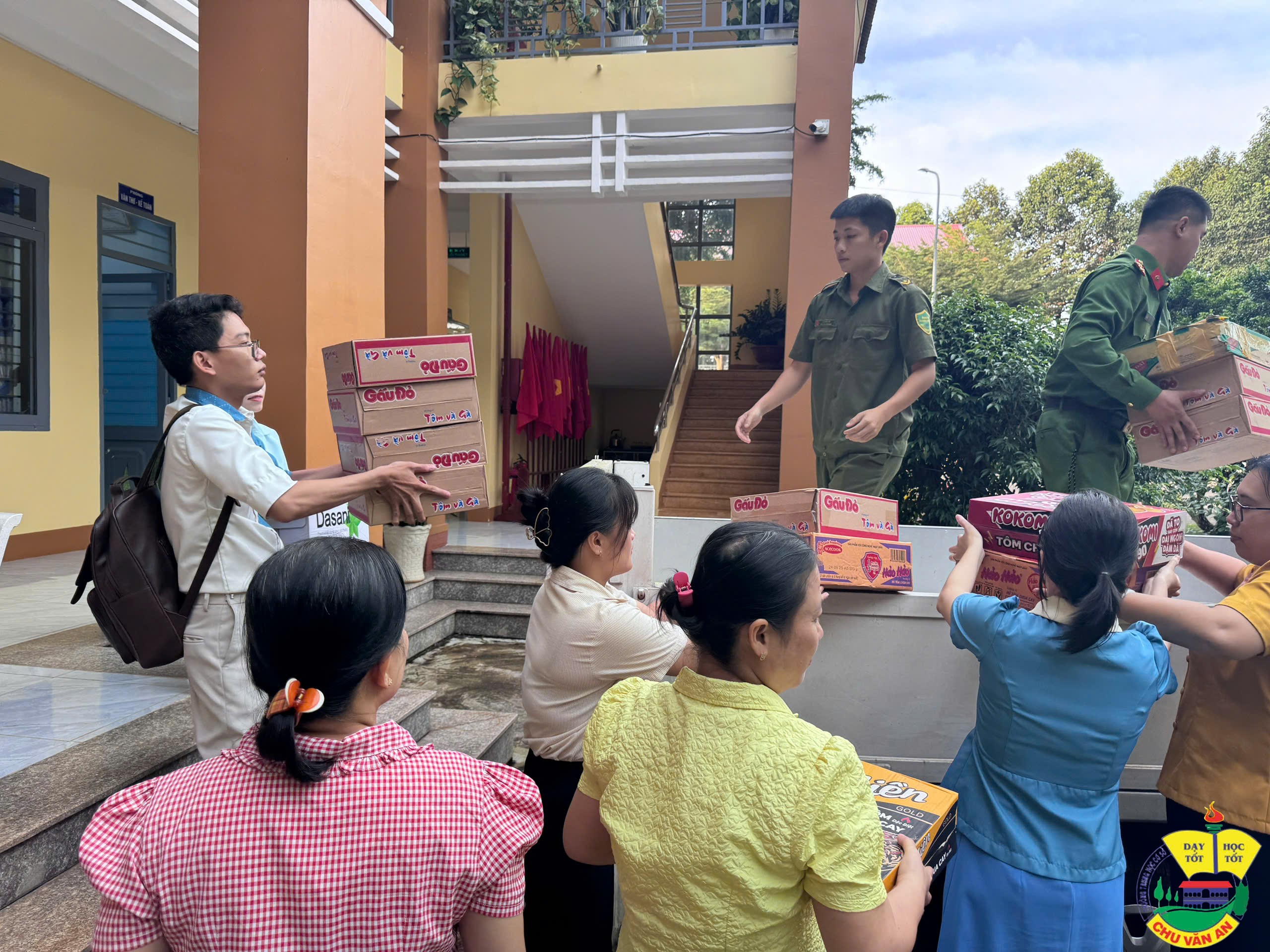 z7261278085670 ec7e20f21f48d9812b1f1cab6eb114fd